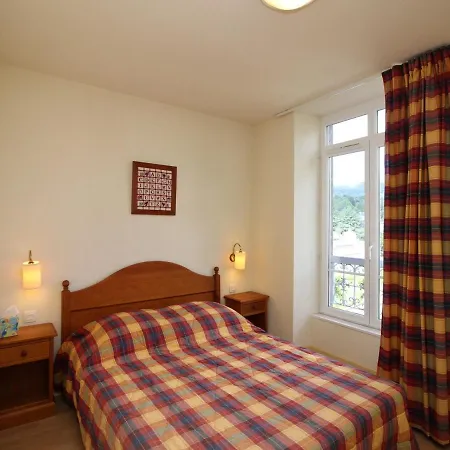 T2 Bis Avec Wifi Et Parking En Centre-ville, Proche Des Thermes - Fr-1-608-56 *