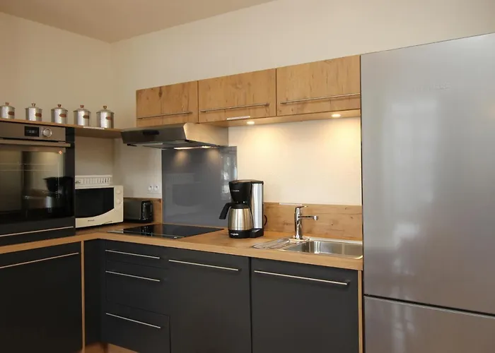 T2 Bis Avec Wifi Et Parking En Centre-ville, Proche Des Thermes - Fr-1-608-56 * Ла-Бурбуль